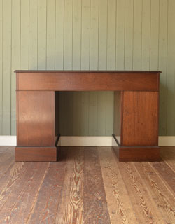 k-561-f アンティークのデスク