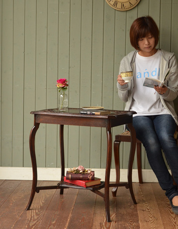 k-619-f アンティークオケージョナルテーブル