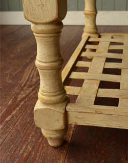 k-632-f アンティークのコーヒーテーブル