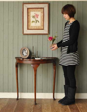 k-722-f アンティークコンソールテーブルのサイズ