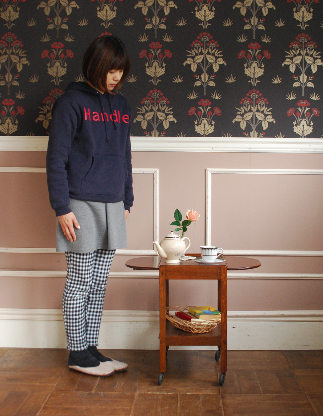 k-733k-f アンティークトロリー(ワゴン)のモデル入り