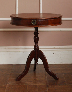 k-922-f アンティークコーヒーテーブル　横から