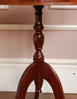 k-922-f アンティークコーヒーテーブル