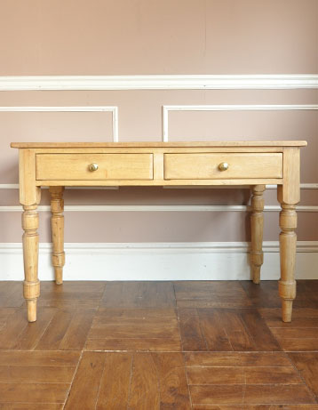 便利な引き出し付き！ペイント脚が可愛い２トーンアンティークデスク