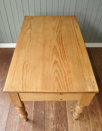 m-222-f アンティークテーブル