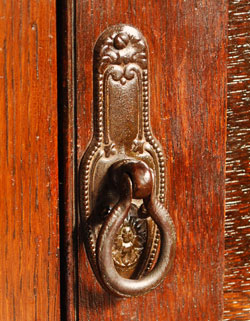 美しいタイルと天然石にうっとり
アンティーク　ウォッシュスタンド