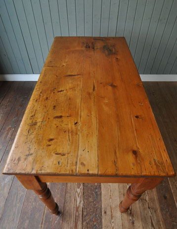 q-181-f アンティークテーブル