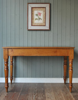 q-181-f アンティークテーブル