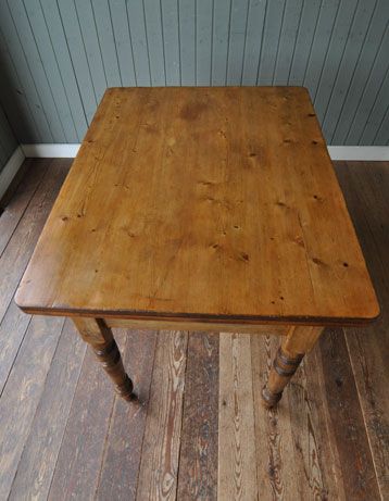 q-182-f アンティークテーブル