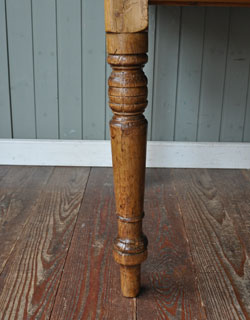 q-182-f アンティークテーブル