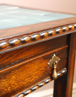 q-197-f アンティークサイドテーブル