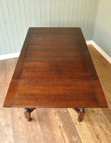 q-205-f アンティークドローリーフテーブル