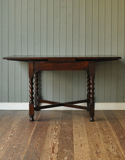 q-205-f アンティークドローリーフテーブル