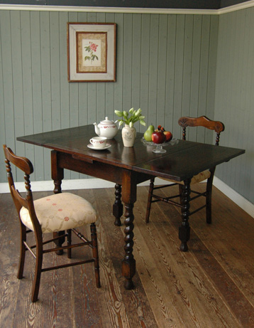 q-208-f アンティークドローリーフテーブル