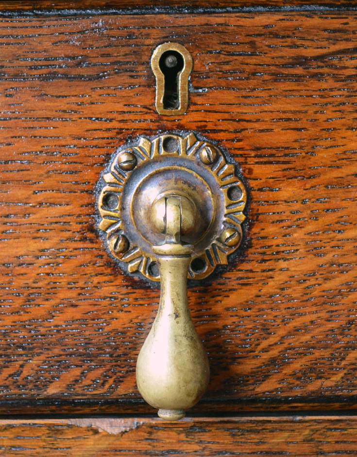 q-365-f アンティークライティングデスクの取っ手