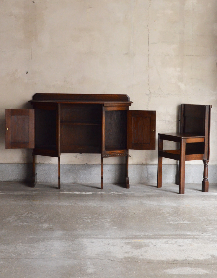 q-390-f アンティークチェアインデスクの広げた状態