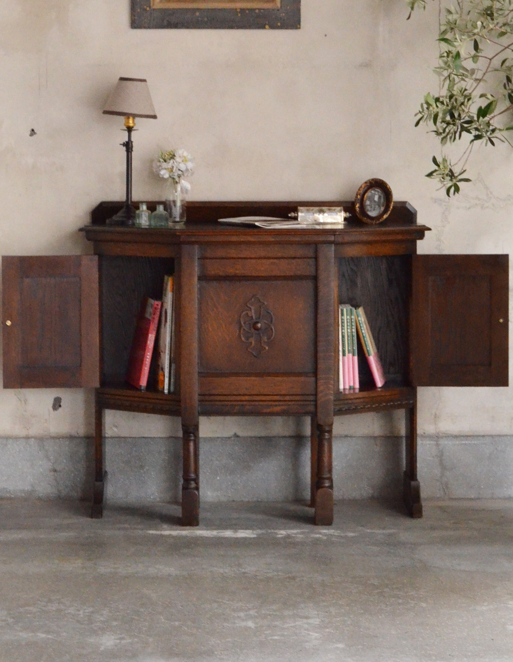 q-390-f アンティークチェアインデスクのオープン時