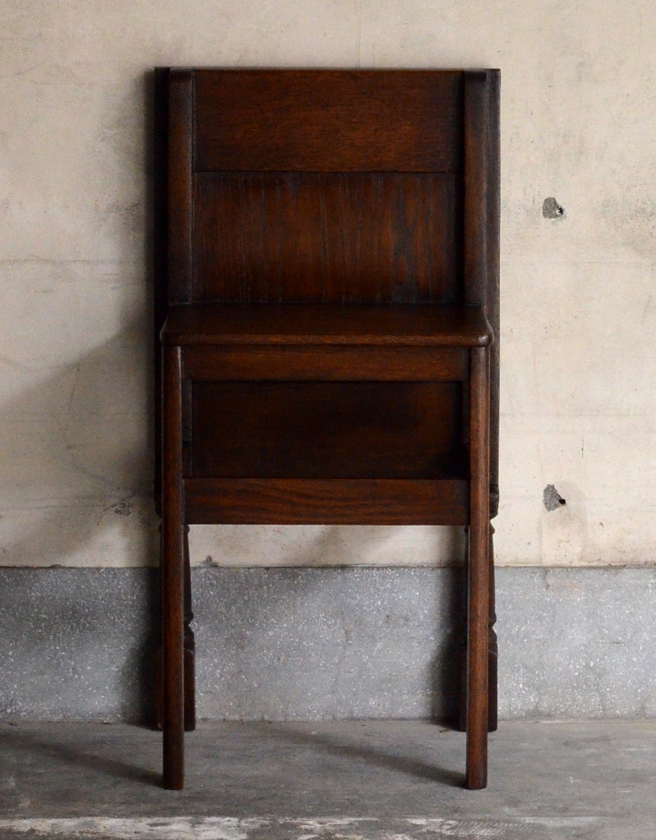 q-390-f アンティークチェアインデスクのチェア・前