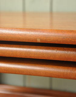 x-429-f アンティークのネストテーブル（G-plan）