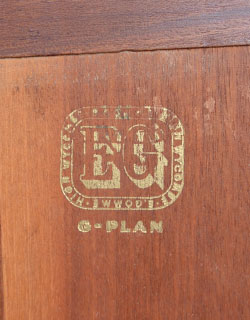 x-495-f アンティークコーヒーテーブルのロゴ