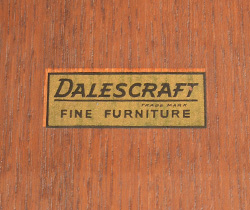 x-539-f アンティーク伸張式ダイニングテーブル（DALESCRAFT）のタグ