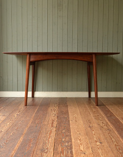 x-539-f アンティーク伸張式ダイニングテーブル（DALESCRAFT）の開いたとき