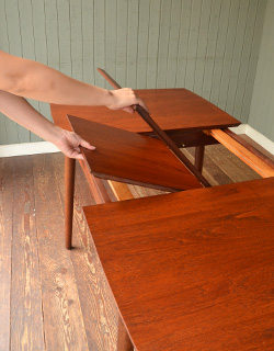 x-539-f アンティーク伸張式ダイニングテーブル（DALESCRAFT）の組み立て