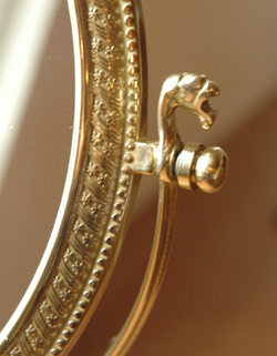 ミラー・時計　インテリア雑貨　真鍮置き型ミラー＊丸型。サイドの装飾も隅々までキレイ。(n8-001)