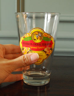 コントワールドファミーユ　インテリア雑貨　コントワール・ド・ファミーユのグラス（Boisson）。ジュースやアイスティーも、お気に入りのグラスで飲むと特別美味しく感じそう！。(cf-496)