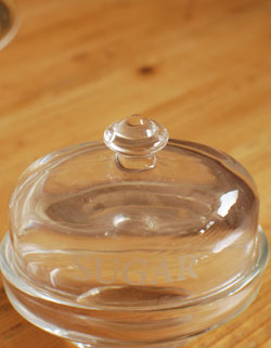 ダイニング雑貨　インテリア雑貨　リトルドーム（シュガー）。ガラス製の取っ手がキュートなデザインです。(n3-042)