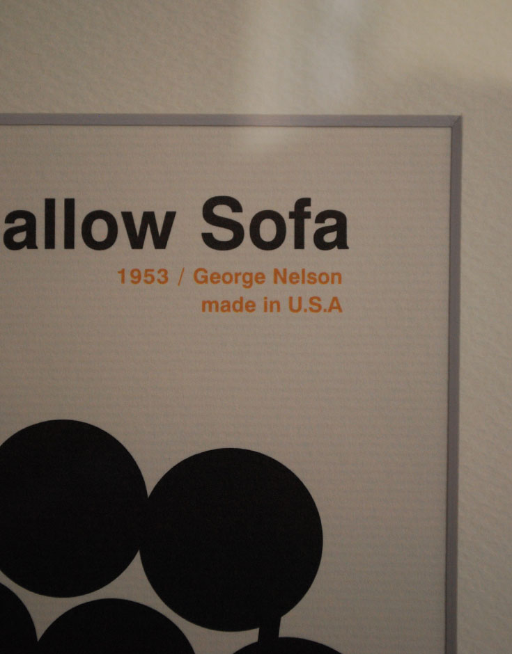 フレーム　インテリア雑貨　北欧インテリアにもオススメなシックなアートフレーム（Marshmallow Sofa）。これはジョージ・ネルソンがデザインしたマシュマロソファです。(n7-068)