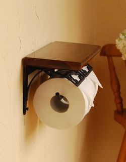 洗面・トイレ　住宅用パーツ　アイアントイレットペーパーホルダー（２ロールタイプ・ビス付き）。ディスプレイ棚が付いているので、小物が飾れます。(sa-215)