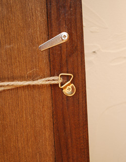 リビング雑貨　インテリア雑貨　アンティーク風フレーム　ザ　イラストレイテッド　ロンドンニュース（FRY'S PURE COCOA）。壁に掛けられるように金具が付いています。(n7-046)