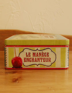 キッチン雑貨　インテリア雑貨　フレンチポップなティーストレージ缶（Confiseur)。落ち着いた赤と黄色の組み合わせが可愛いですね！。(n5-015)