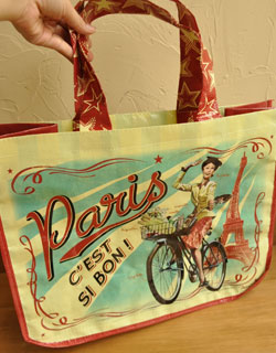 キッチン雑貨　インテリア雑貨　ショッピングバッグ（Paris Paure）。ショッピングだけでなく雑誌を入れたり、レジャーの時にも活躍してくれます。(n-771)