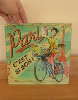 キッチン雑貨　インテリア雑貨　フレンチポップなガラス鍋敷き（Paris Pauret)。お洒落なデザインはパーティでも大活躍です。(n4-020)