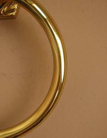洗面・トイレ　住宅用パーツ　真鍮タオルリング （ゴールド・シェル型）。丸いリングです。(sa-407)