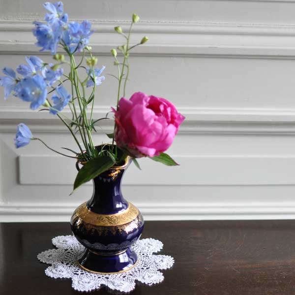 陶磁器のアンティーク花瓶