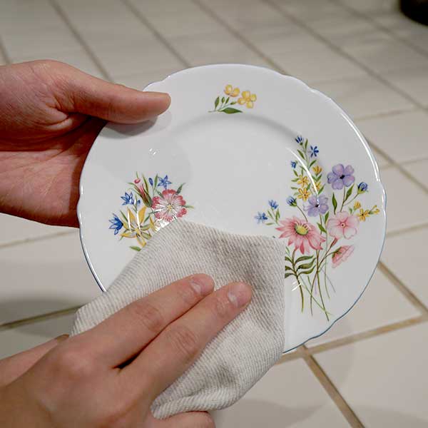 アンティーク皿のお手入れ方法