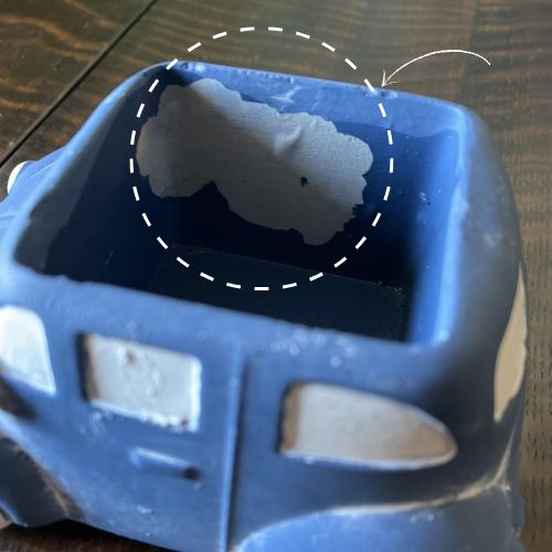 インテリア雑貨のペイントの剥がれ